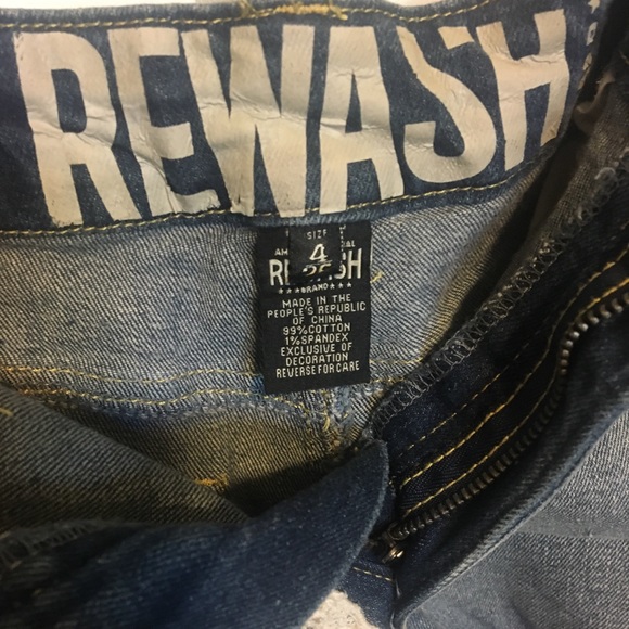 High Waisted Denim Lace Shorts - Picture 4 of 4